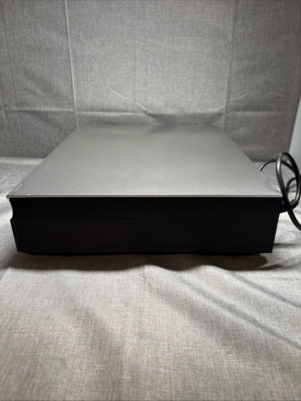 Sony BDP-S1 Blu Ray Player Full HD 1080P Disc Player W/Remote And Cables